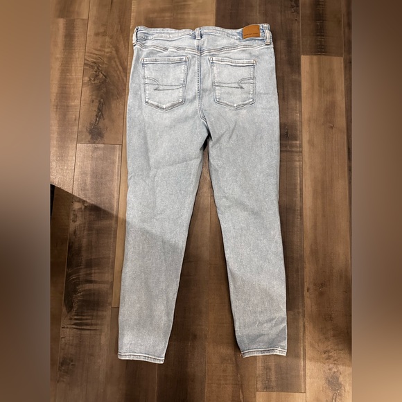 Light wash stretchy skinny jeans American eagle - Picture 2 of 2